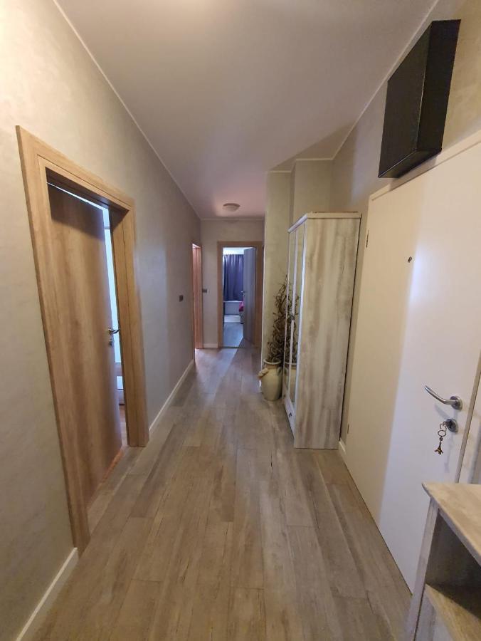 Apartment Sara Umag Exteriör bild